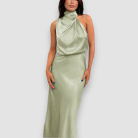Flavia | Auffallendes Satin-Trägerkleid – Grün