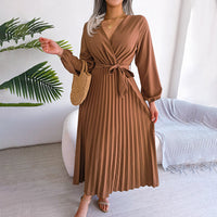 Monique - Elegantes Plisseekleid – Kaffee