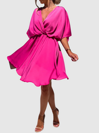 Laris – Kurzkleid aus Seide im Cross-Design – Rosa