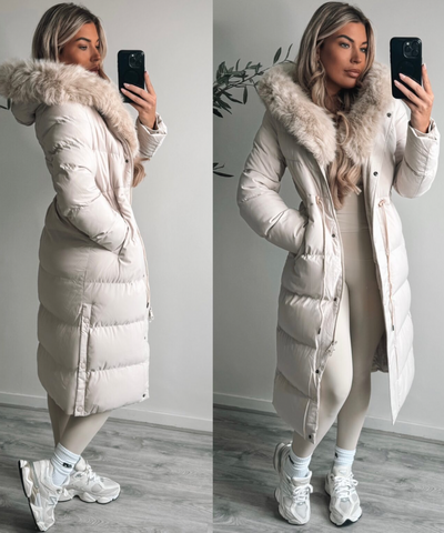 Aniela | Elegante Lange Jacke mit Pelz