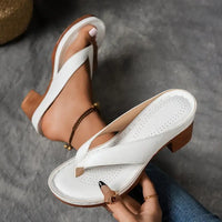 Lizzy | Elegante und bequeme Slipper – Weiß