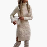 Damen kleid mit Rollkragen und Zopfmuster – Aprikose