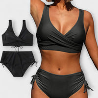 Irena - Elegante und schmeichelhafte zweiteilige Bikini – Schwarz