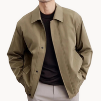 Lukas | This Vielseitige Herrenjacke aus robustem Material – Khaki