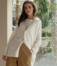 Eyshaela | Stilvolle Kaschmir-Strickjacke – Eleganz und Komfort vereint – Naturweiß
