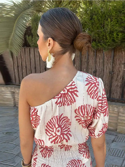 Mara - Elegantes diagonales Kragenkleid