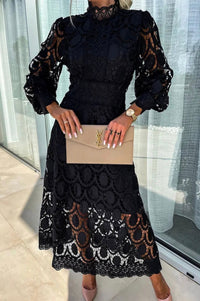 ELORA - Hochgeschlossenes Spitzen-Midikleid – Schwarz