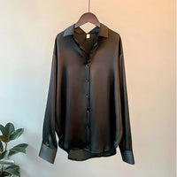 Dorothy - Satin Oversized Langarm-Hemd mit Knopfleiste – Schwarz