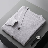 Lucian – Die stilvolle & vielseitige Herren-Strickjacke – Grau