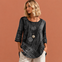 Oversized Sommeroberteil mit buntem Druck für Damen | Noëlle – Grau