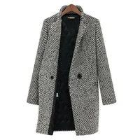 Evelyn | Schlanke Winterjacke aus Wolle – Schwarz und Weiß