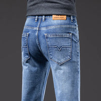 VERNER - GERADE GESCHNITTENE JEANS – Hellblau