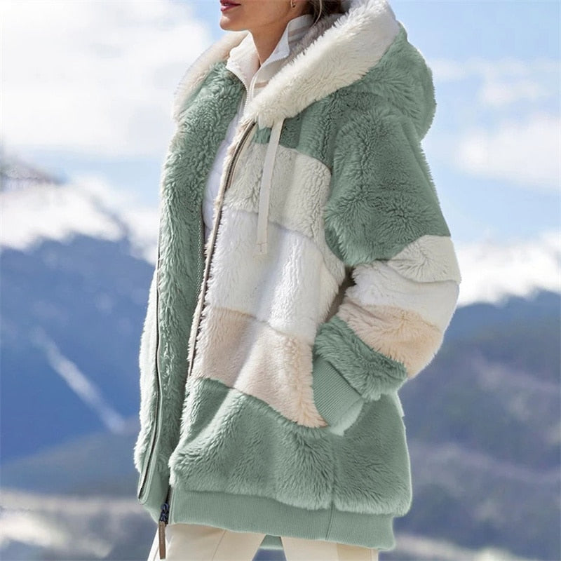 Dorana - Flauschige Jacke