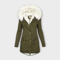 Ivanelle – Winterjacke mit Fellkapuze – Grün