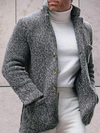Eynara | Lässige Strickjacke mit hohem Halsausschnitt und Knopfverschluss – Grau
