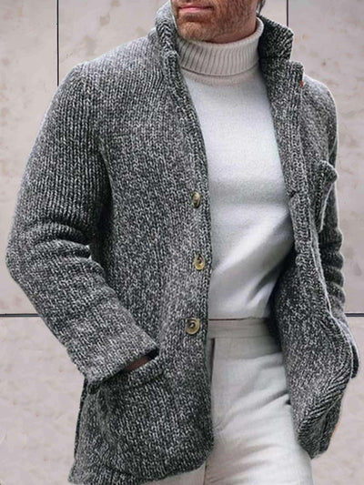 Eynara | Lässige Strickjacke mit hohem Halsausschnitt und Knopfverschluss