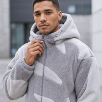 Herrenjacke mit Plüschstruktur und Kapuze – Grau
