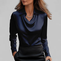 Andrea | Elegante Bluse mit drapiertem Ausschnitt – Marine