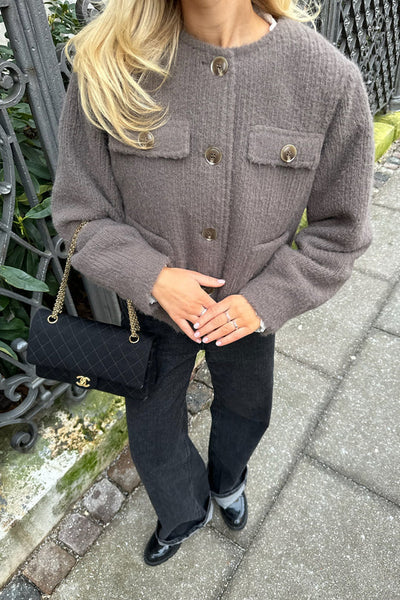 Nelli | Stylische Jacke für Damen in Braun mit Knöpfen und Taschen – Eleganz und Komfort