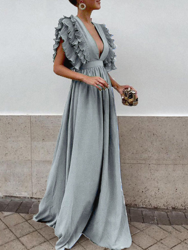 langes Maxikleid mit Rüschen und elegantem, fließendem, tiefem Ausschnitt
