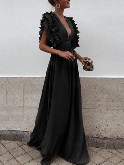 langes Maxikleid mit Rüschen und elegantem, fließendem, tiefem Ausschnitt