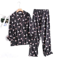 Bequemes Damen Pyjama-Set mit lebendigen Mustern | Zweiteiler – Schwarzes Sektglas