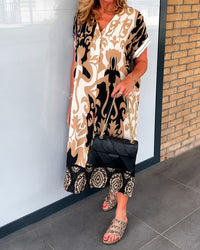 Yaseen - Kleid mit verziertem Muster – Schwarz