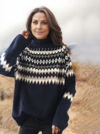 NICOLE - ROLLKRAGENPULLOVER – Blau