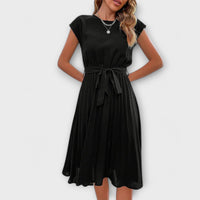 Hanna | Zeitloses Sommer Midi Plissee Kleid – Schwarz