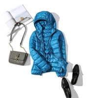 Jacke Damen Glänzend Kurz Winterjacke Modisch Warm für Urbane Outfits – Blaue Kapuze