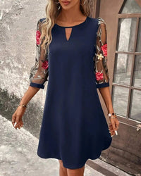 Sofia | Feminines Sommerkleid in elegantem Look – Marine