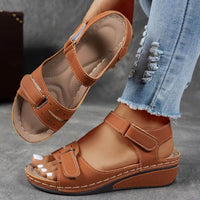 Selina | Zeitlose Sandalen Damen für stilbewusste Frauen – Braun