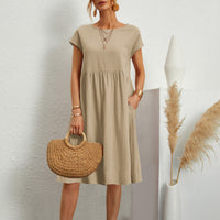 Lillian - Elegantes und vielseitiges Kleid für Frauen – Beige