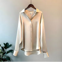 Laura | Elegantes Langarmshirt aus Seide – Champagner