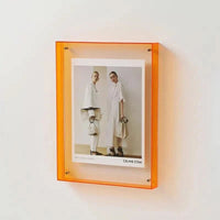 Lebendiger Acryl-Fotorahmen mit farbigen Kanten – Orange