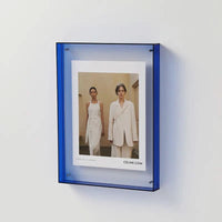 Lebendiger Acryl-Fotorahmen mit farbigen Kanten – Blau