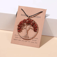 Sommerliche Chakra-Halskette | Lebensbaum-Halskette mit sieben Chakra-Edelsteinen – Rot