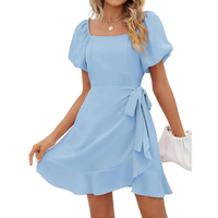 Donna - Kleid mit quadratischem Ausschnitt, Puffärmeln und Gürtel in A-Linie – Hellblau