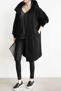 Wasserdichte Damen Windjacke mit Kapuze | Leicht & Atmungsaktiv – Schwarz
