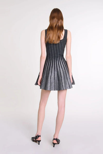 Janna - Strickkleid im Gitterdesign