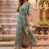 Ivory – Boho-Maxikleid mit V-Ausschnitt und Gürtel – Grün