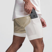 Tyler - Bequeme Fitness Shorts – Hell Khaki Weißes Futter