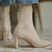 Atelier Stiefel | Sommerliche Wildlederstiefel mit hohem Absatz für Damen – Beige
