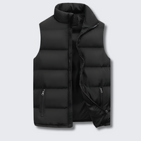 Moderne Herren Steppweste mit sportlich-elegantem Design und funktionalen Details – Schwarz