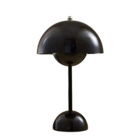LumiGlow | Moderne Tischlampe mit sommerlicher Funktionalität – Schwarz