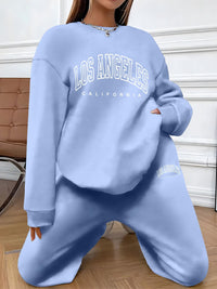 Bequemes Damen-Freizeitoutfit: Pullover und Jogginghose Set für kühle Tage – Hellblau
