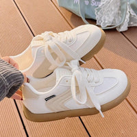 Damen Sneaker mit atmungsaktivem Mesh und flexiblem Einsatz – Creme