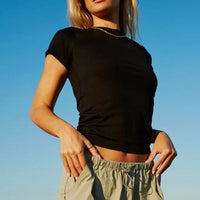 Heidi Mode | Einfarbiges Slim-Fit-Unterhemd – schwarz