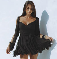 Heidi Mode | Langärmeliges Neckholder-Kleid aus Mesh – schwarz