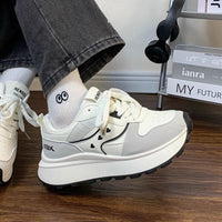 Damen Modische Chunky Sneakers mit trendiger Plateau-Sohle und sportlichem Design – Schwarz